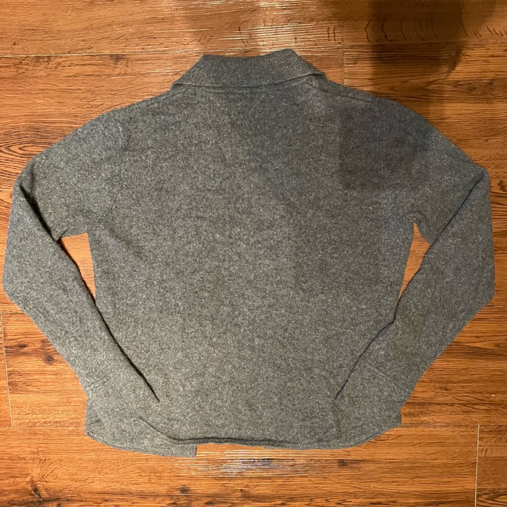 Valerie Steven’s Soft Grey 100% Cashmere Button-Up Cardigan - Picture 6 of 6